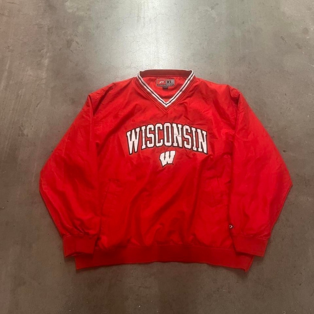 Vintage pro player Wisconsin badgers red pull over jacket embroidered collegiate